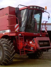 Moissonneuse batteuse Case IH occasion
