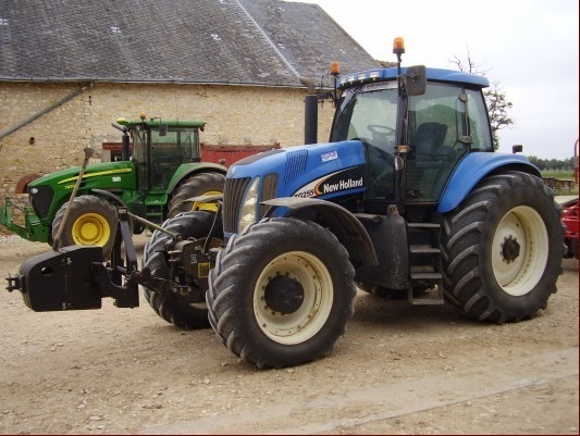 Tracteur agricole : New Holland TG 255