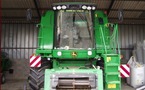 Moissonneuse batteuse : John Deere 9560 STS