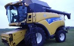 Moissonneuse batteuse : New Holland CR 9060