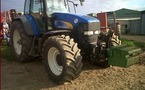 Tracteur agricole : New Holland TM 175