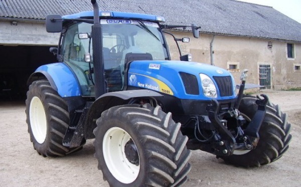 Tracteur agricole : New Holland T 6080